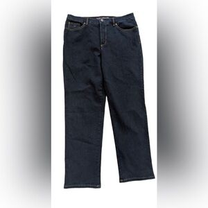 Gloria Vanderbilt Amanda Straight Leg Jeans – Size 12